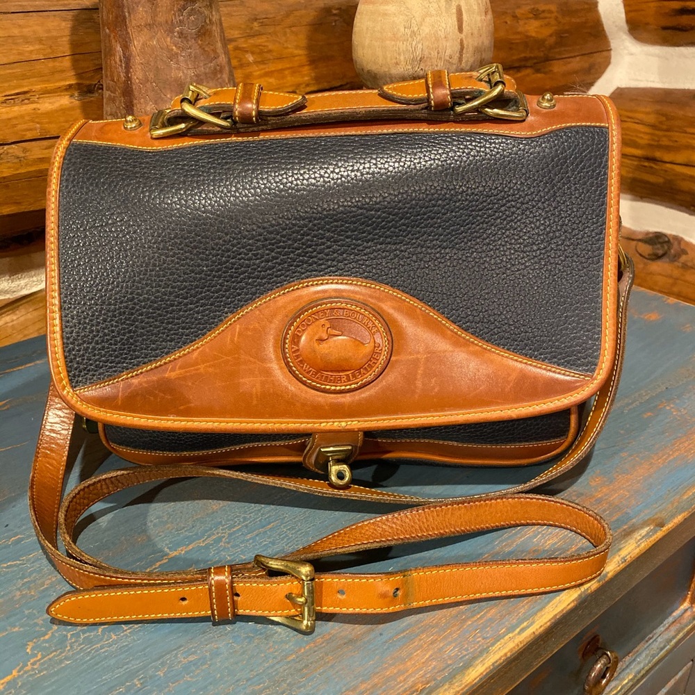 Vintage Dooney & Bourke Navy Tan Saddlebag Purse